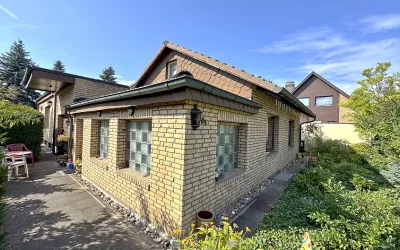 NEU Seltene Gelegenheit: Großzügiges Grundstück (1.407m²) mit Bungalow in Berlin-Rudow!