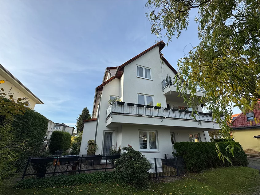 NEU Licht, Platz, Lebensqualität! Individuelle Dachgeschoss-Maisonette in gepflegter Stadtvilla!